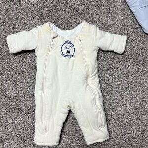 Merlin sleep training suit size small